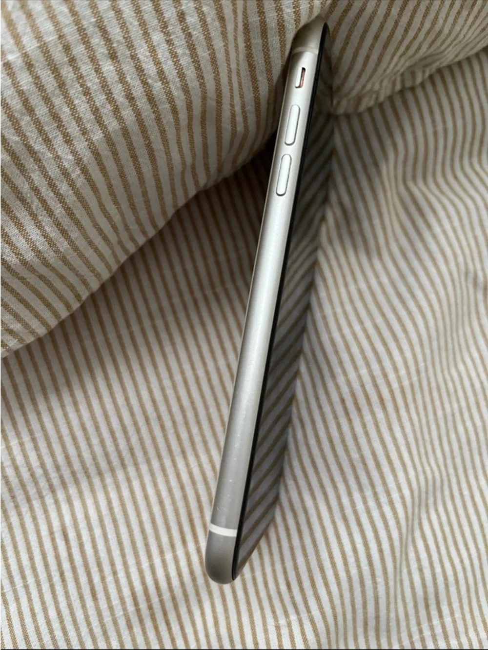 Apple logo great